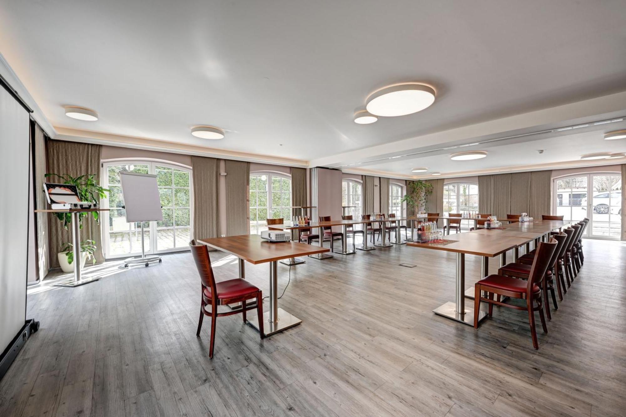 Weichandhof 4* Munich